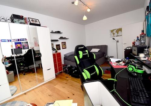 Kinderzimmer oder Büro