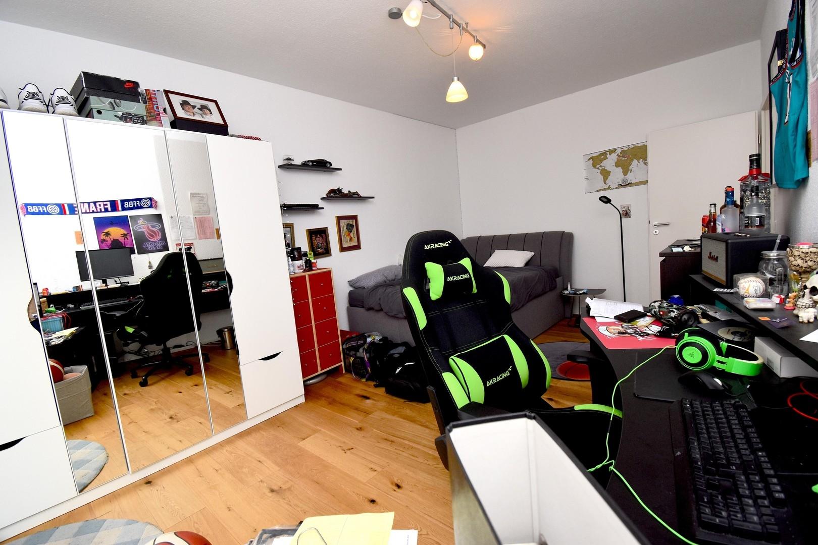 Kinderzimmer oder Büro