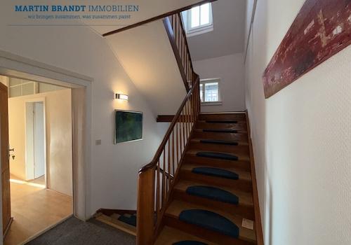 Treppe ins Dachgeschoss