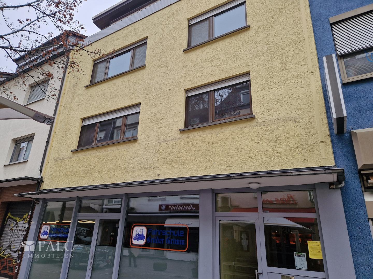 Mehrfamilienhaus