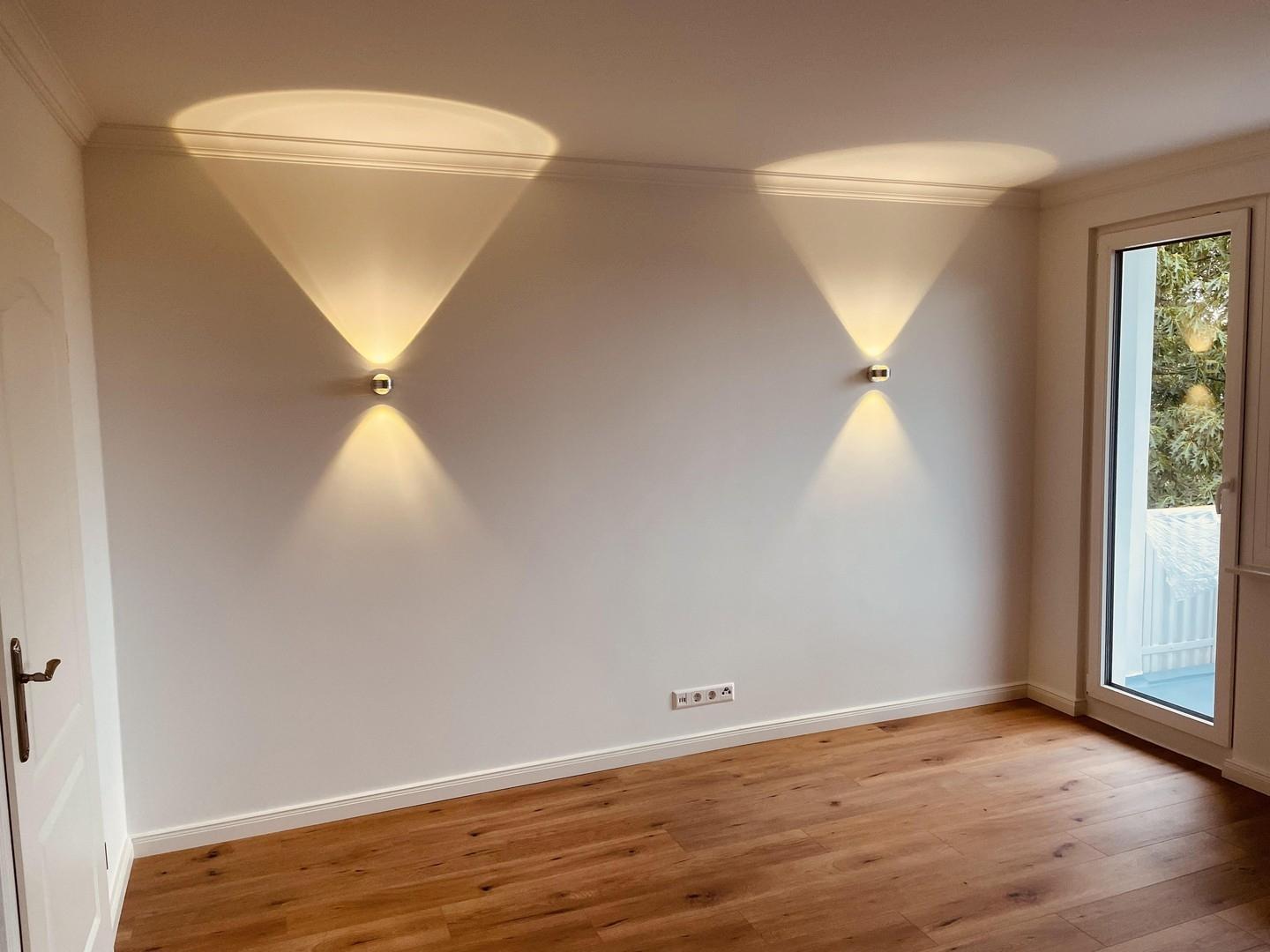 Wandbeleuchtung im Wohnzimmer