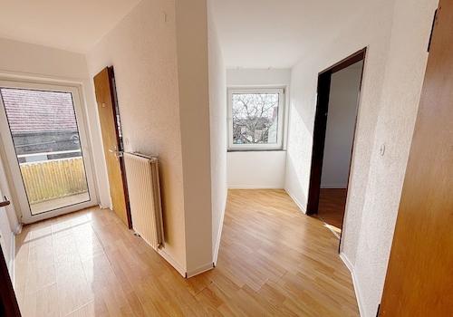 Flur Obergeschoss mit Balkonzugang
