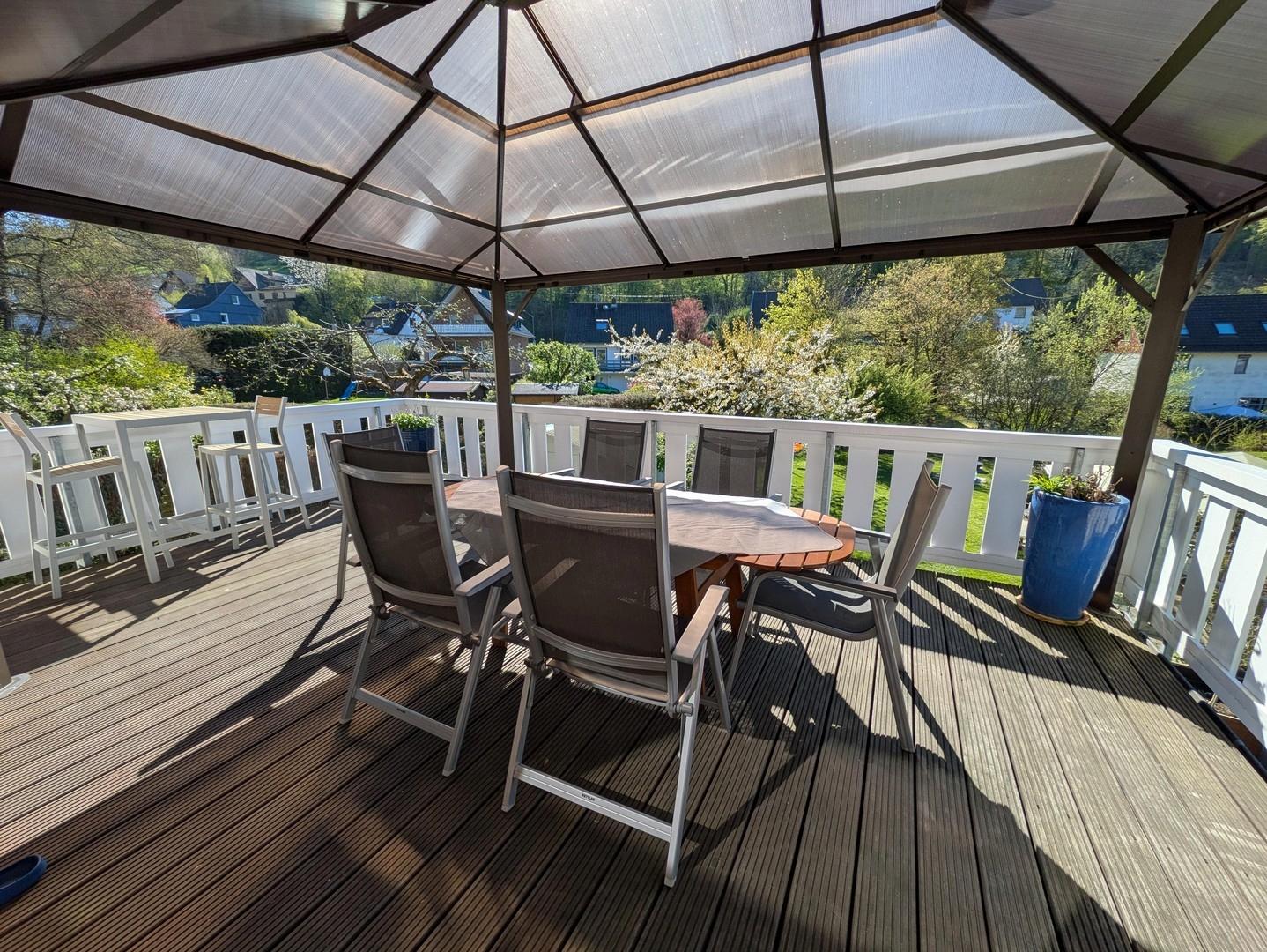 Terrasse EG auf Wintergarten