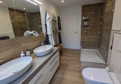 Einliegerwohnung Badezimmer2