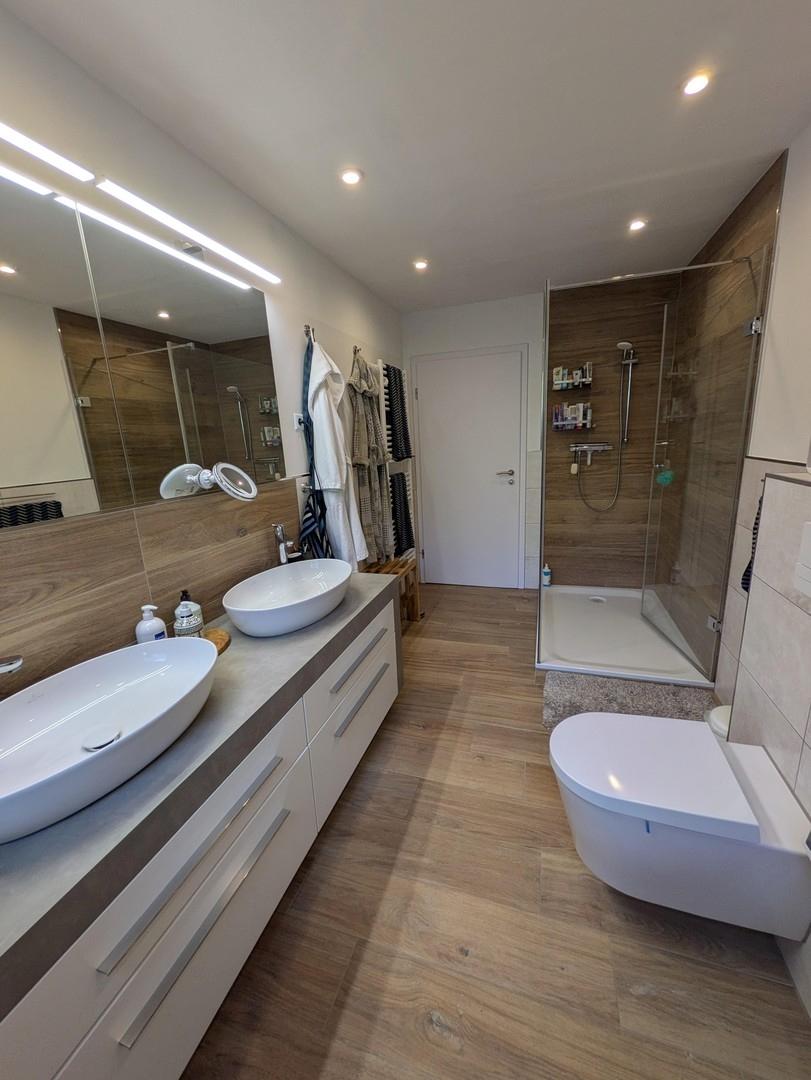 Einliegerwohnung Badezimmer2