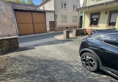 2 Sicht Hof zur Straße