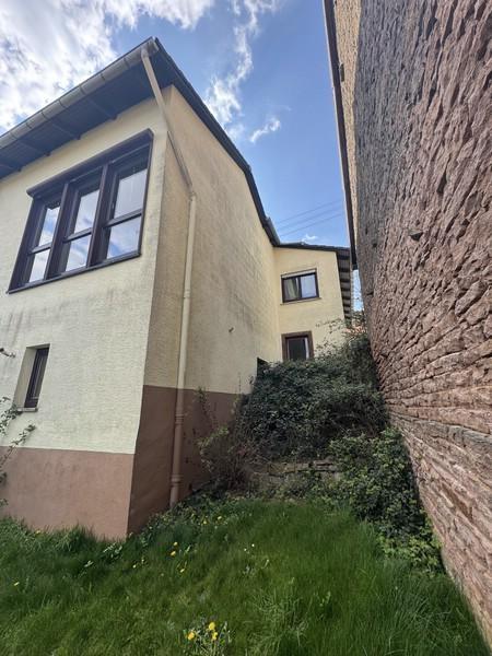 15 Grenzbebauung