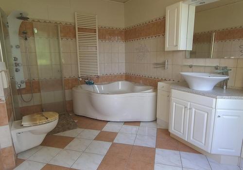 Badezimmer EG-Wohnung