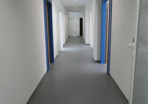 Flur vor Büros EG