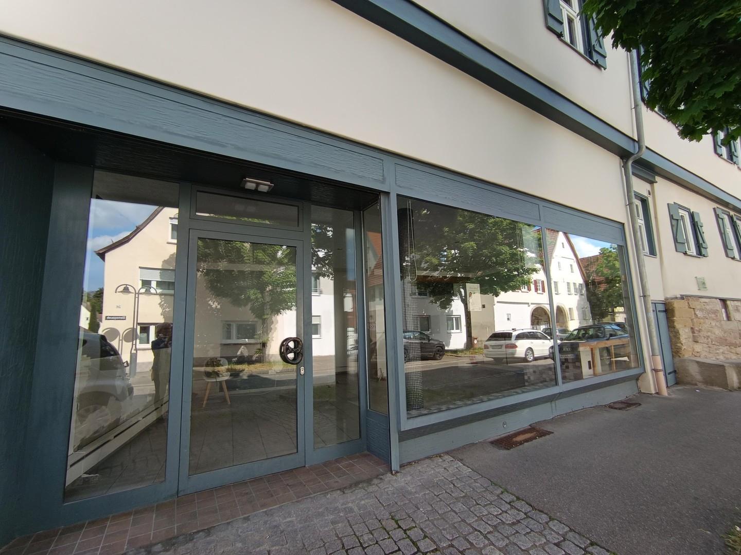 Ladengeschäft ehemal Bäcker