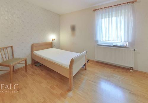 EG Schlafzimmer