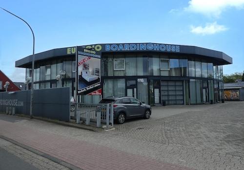Straßenansicht