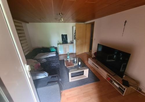 Extra Zimmer UG Whg 1