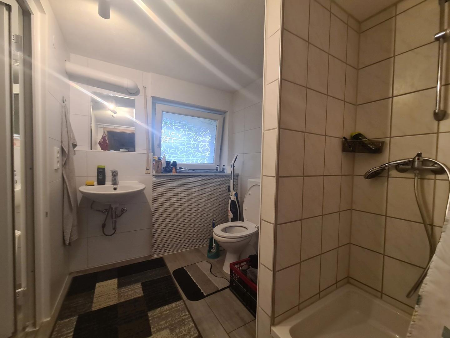 Bad extra Zimmer UG Whg 1