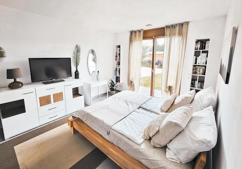 Gästezimmer / ehem. Büro (EG)