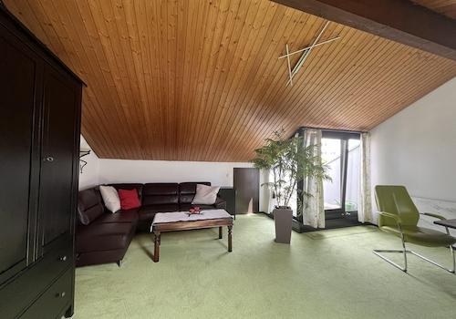 Dachgeschoßzimmer