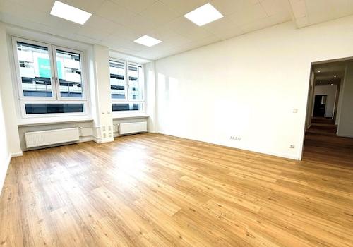 Büro 4 unmöbliert