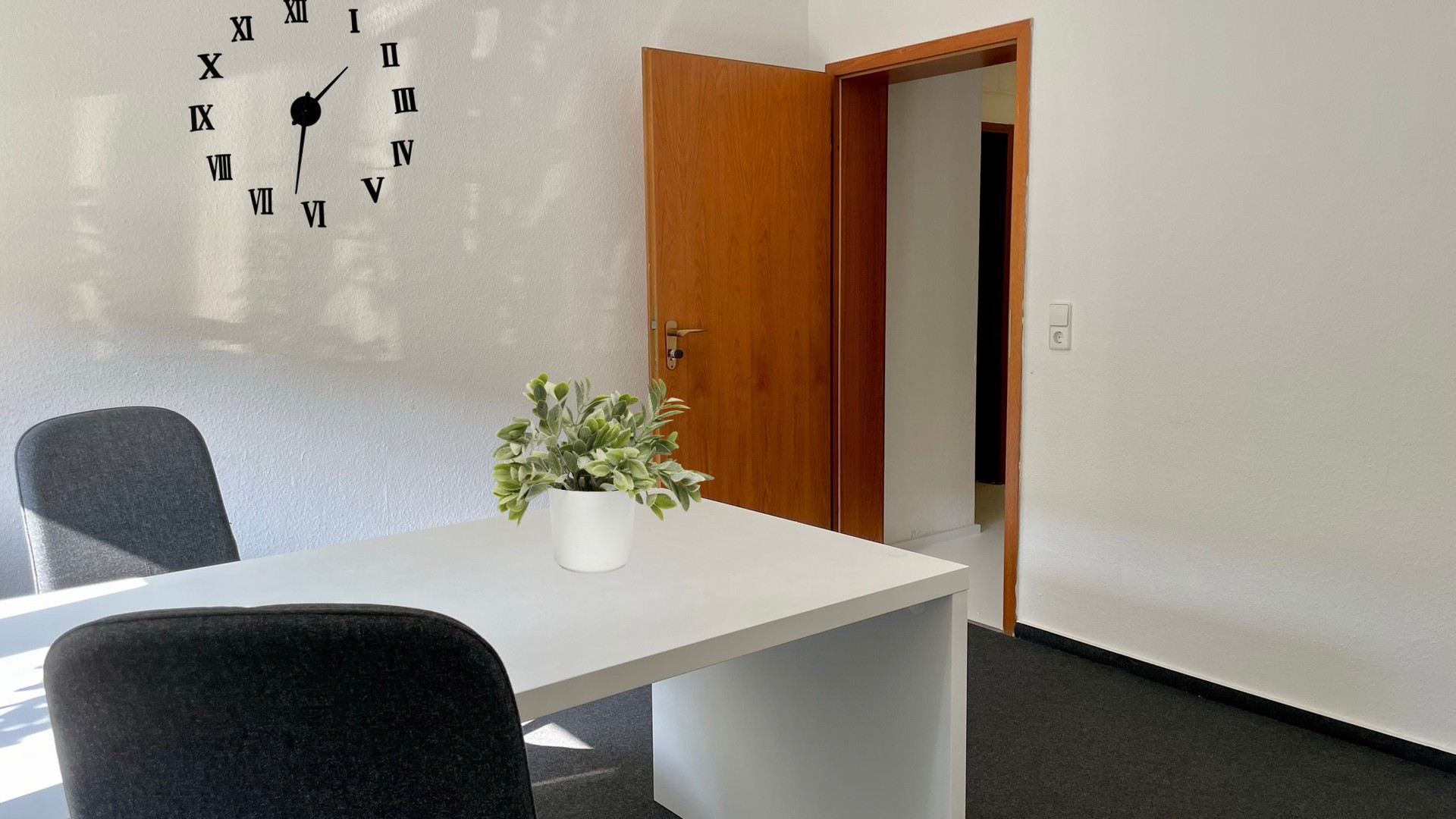 Büro