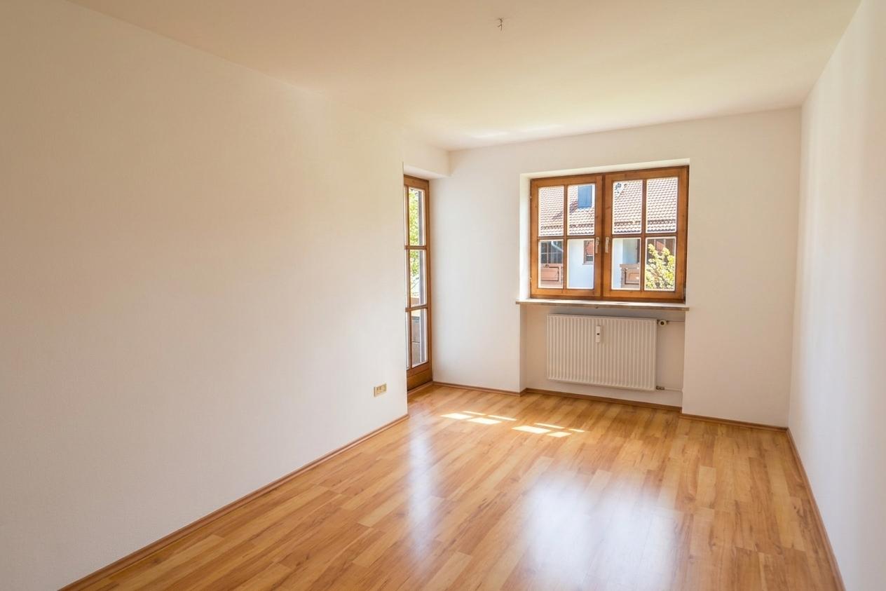 Schlafzimmer mit Balkonzugang