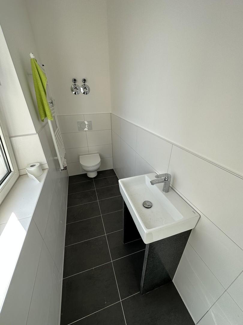 Kundentoilette komplett neu 