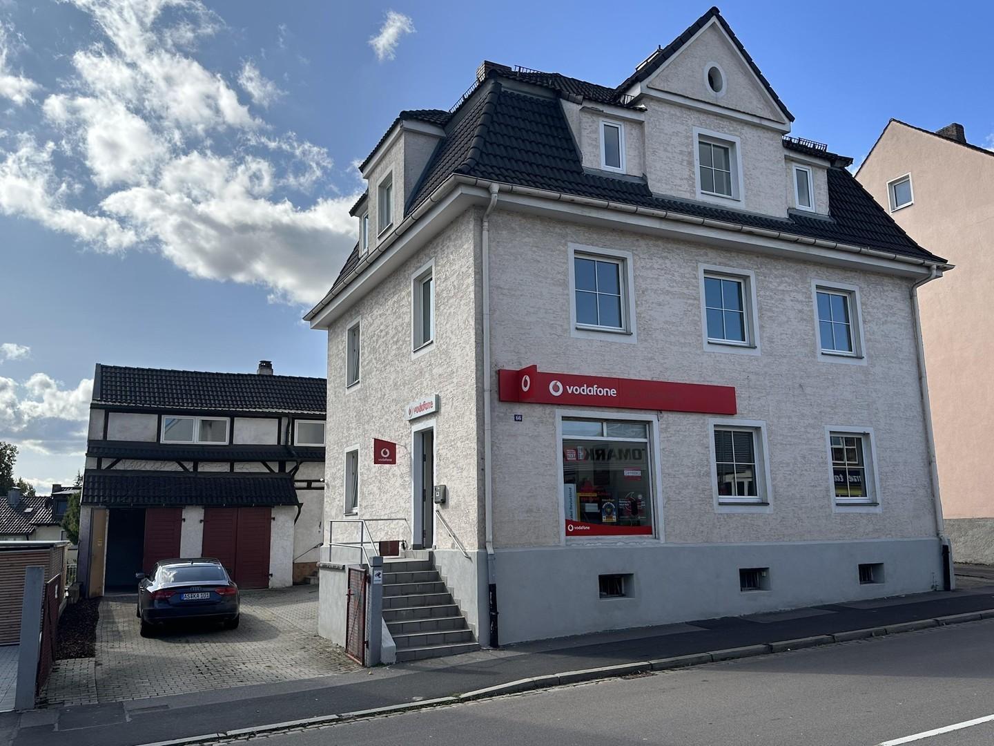 Fassade Eingang Vodafone Shop 