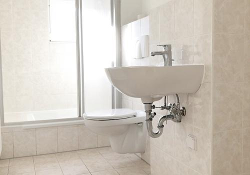 Bad mit Dusche