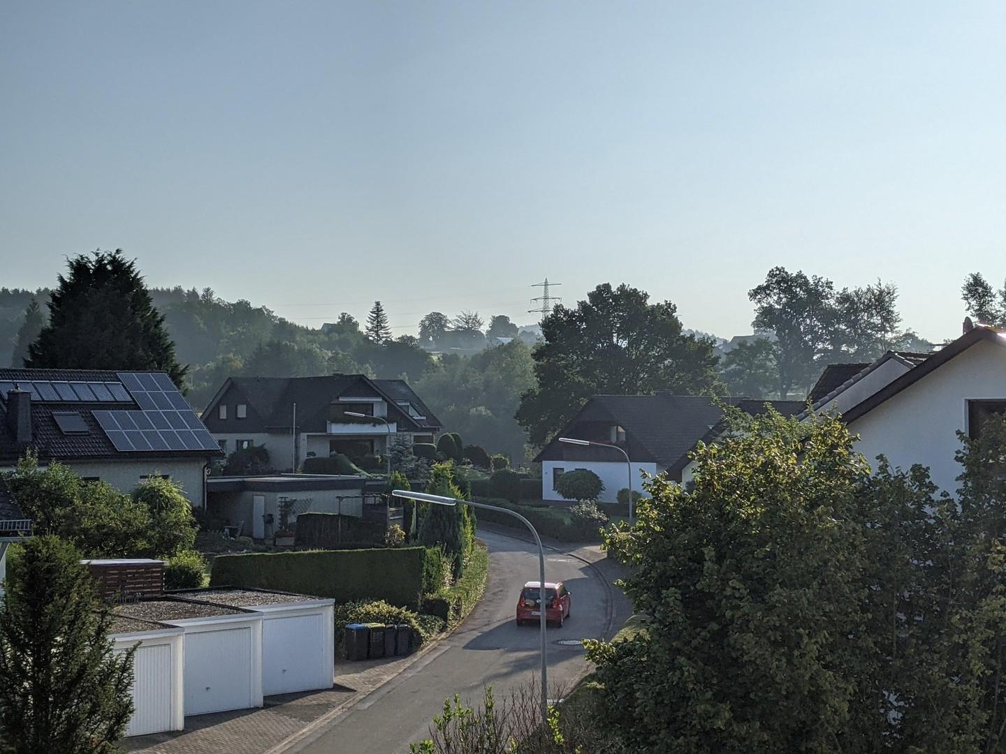 Von Terrasse OG nach Osten