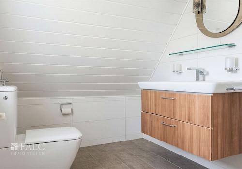 Badezimmer Dachgeschoss