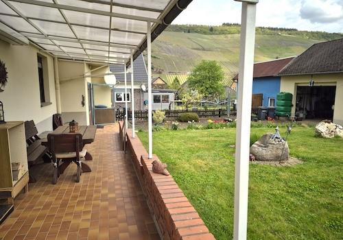 Terrasse mit Markise
