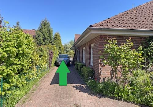 Nach hinten gelegen!