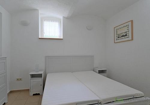 Blick ins Schlafzimmer