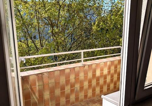 Sonniger Balkon