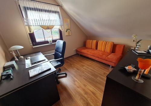 Arbeitszimmer OG