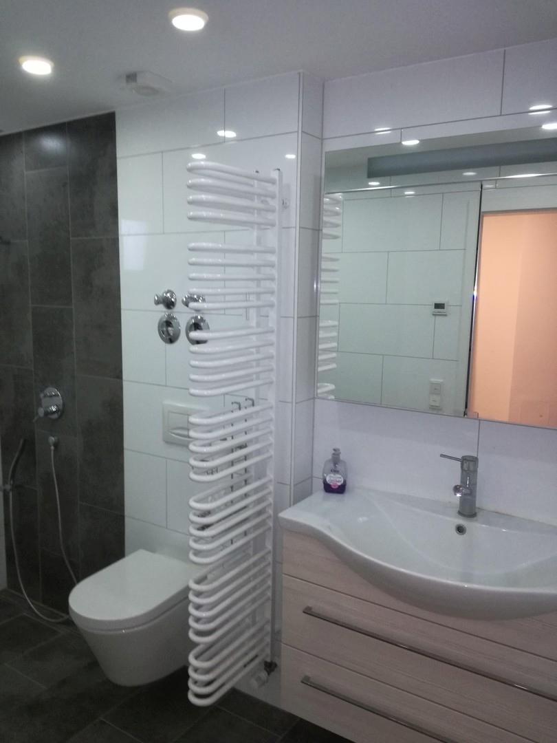 Bad mit Dusche