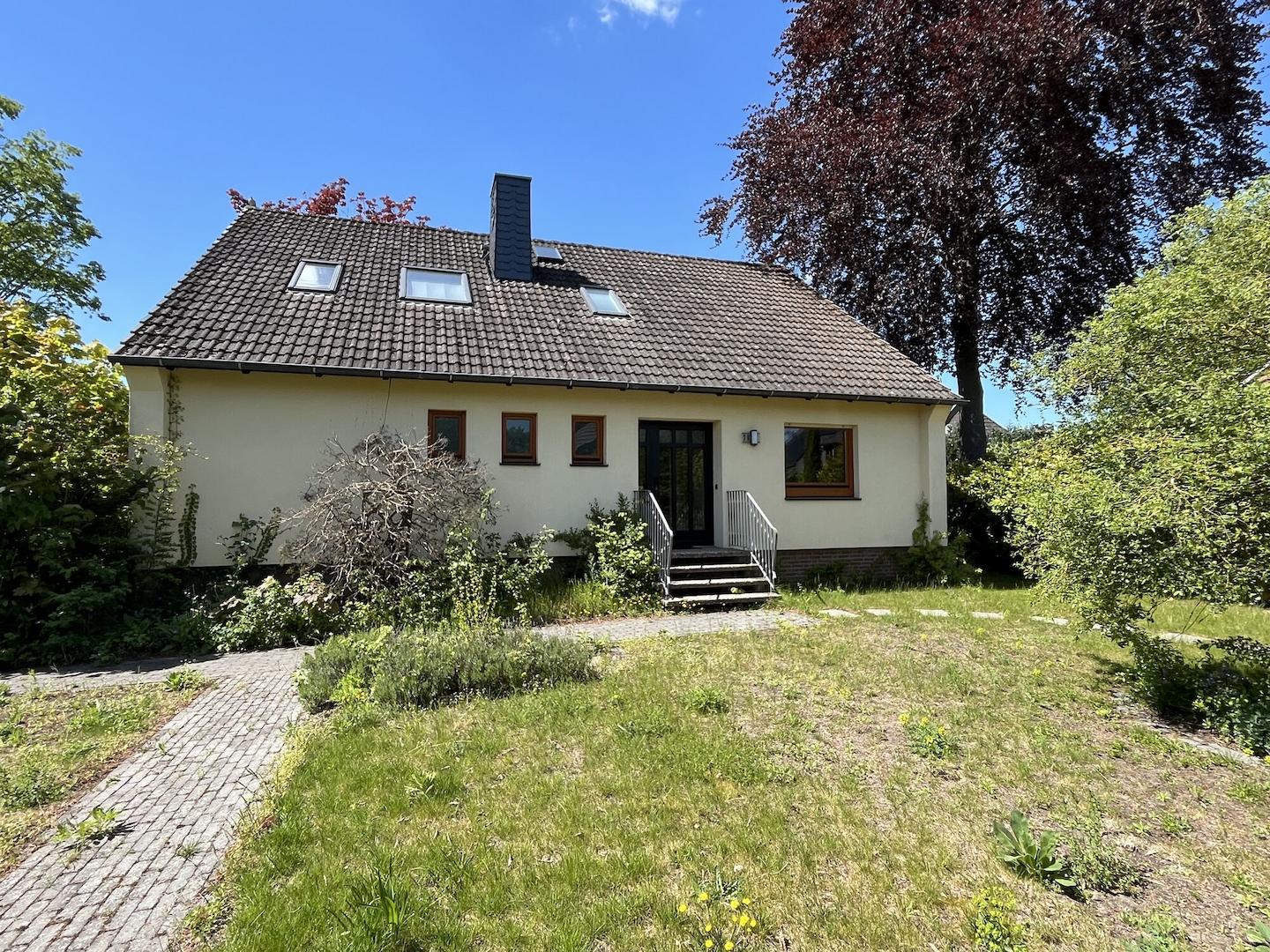 Straßenansicht