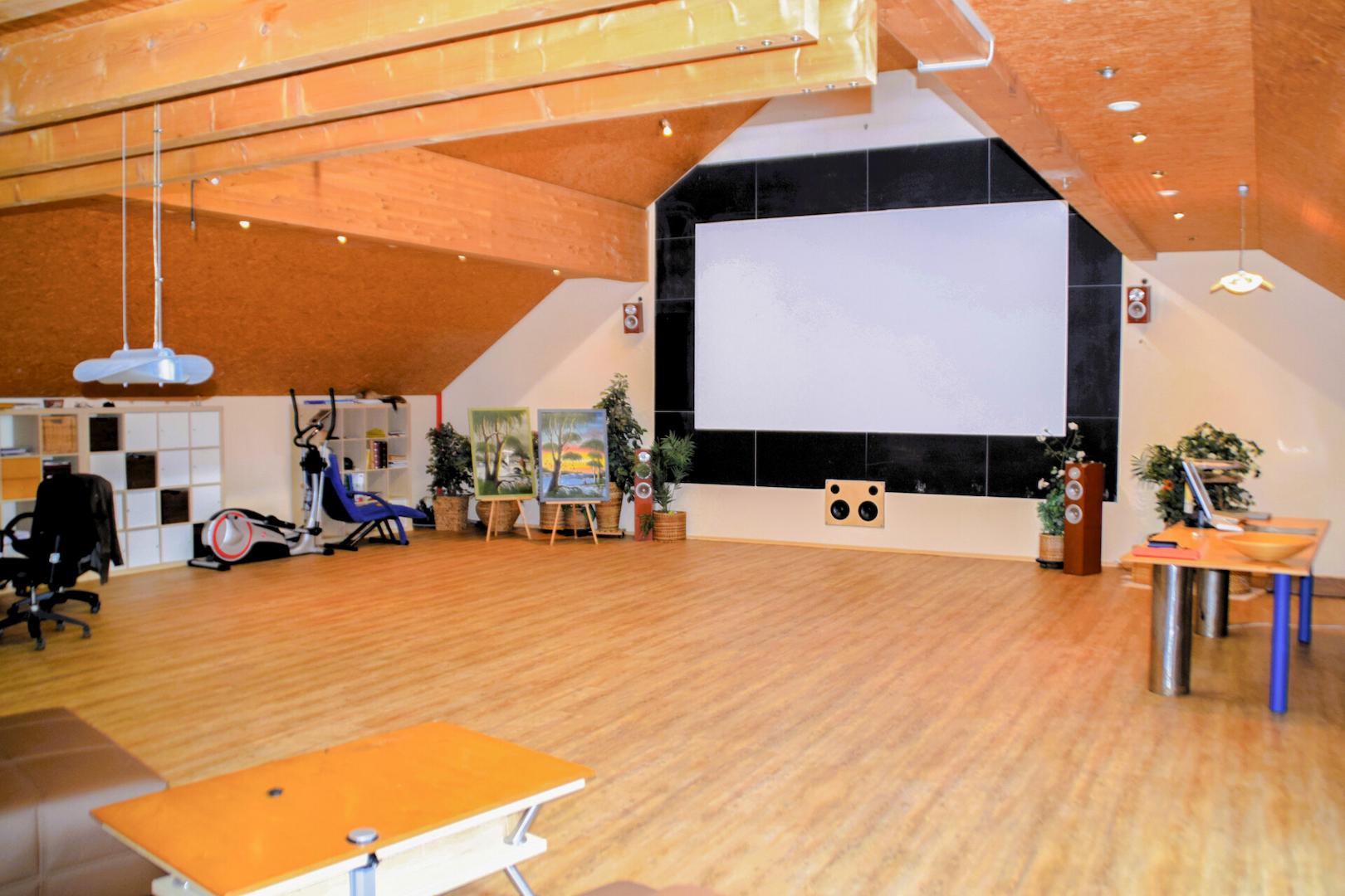 Studiowohnung OG