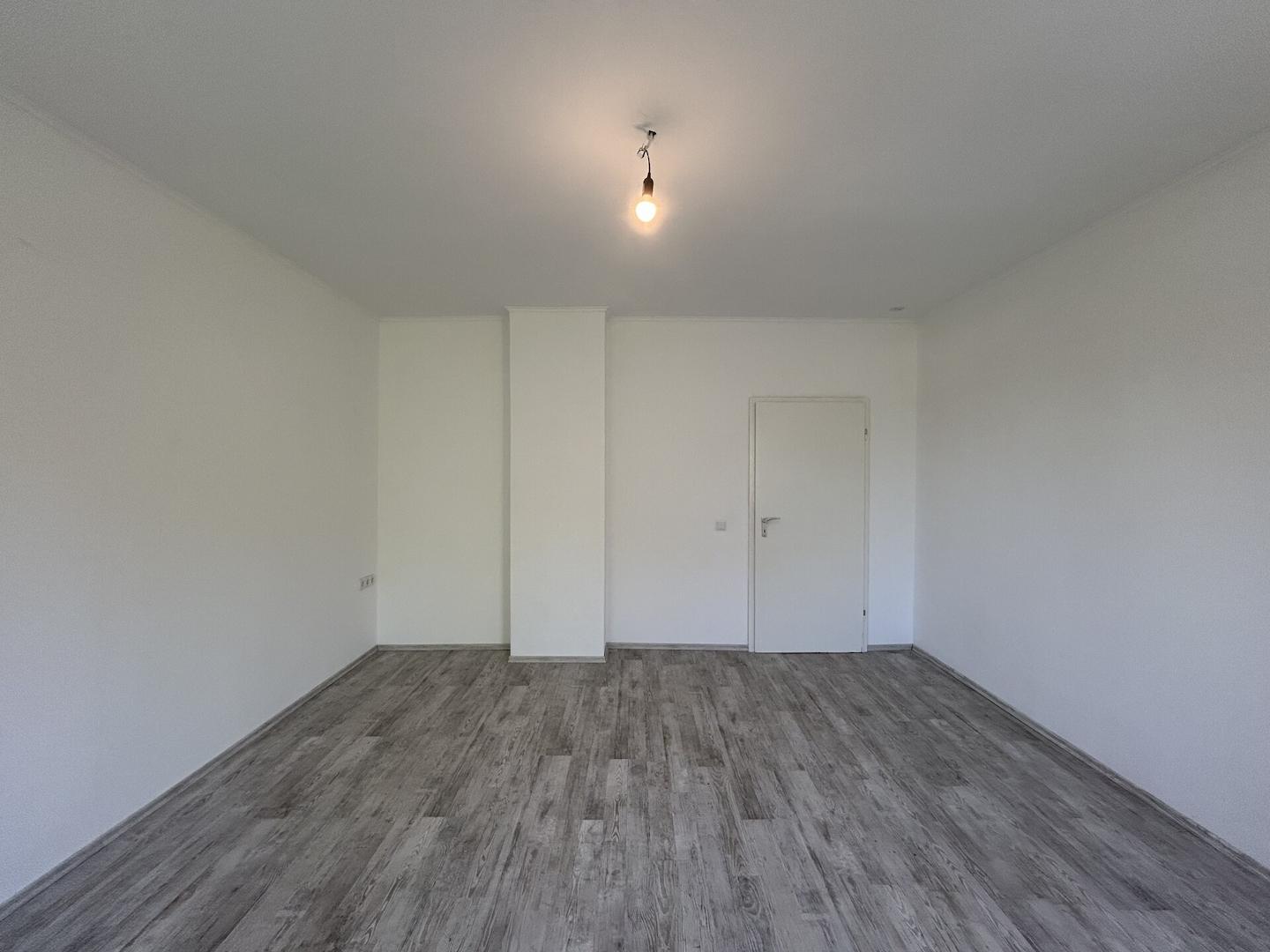 21 Großes Schlafzimmer W2 DG