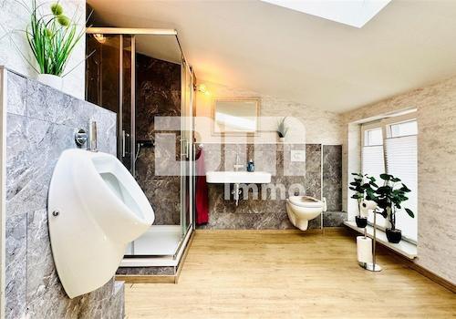 Haus 2 DG Bad / Dusche / Urinal