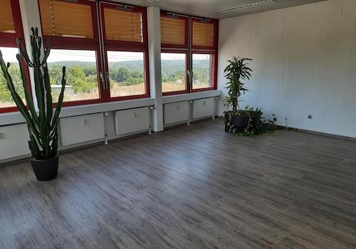 Büro Strassenseite 36
