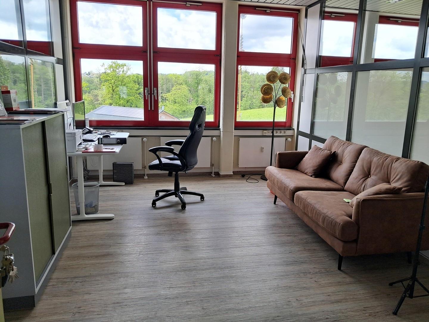 Büro Dachseite 19