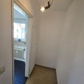 Küche mit integriertem Speisekammer