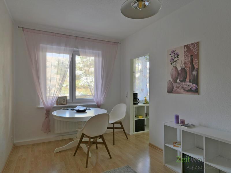 Blick ins Wohnzimmer