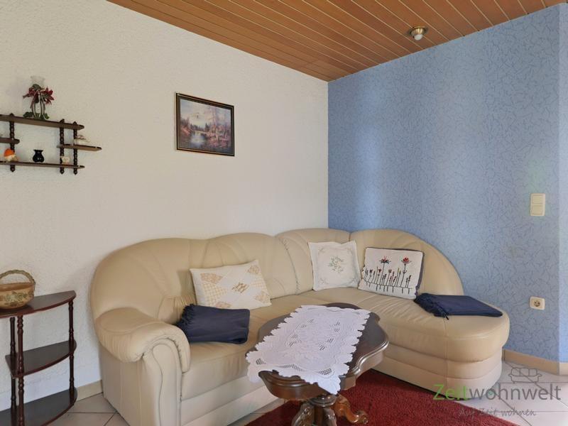 kleines Ecksofa