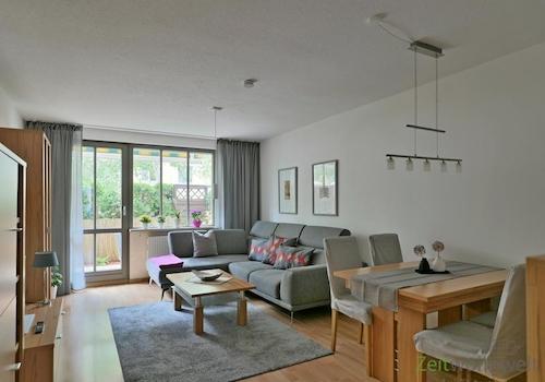 großes Wohnzimmer