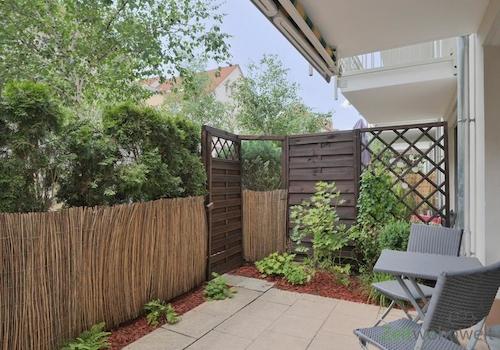 geschützte Terrasse
