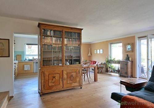 historischer Wohnzimmerschrank