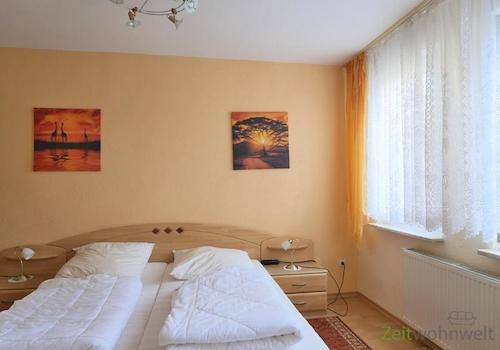 Blick ins Schlafzimmer