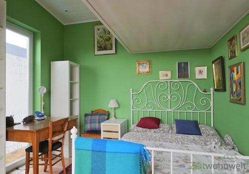 Blick ins Schlafzimmer