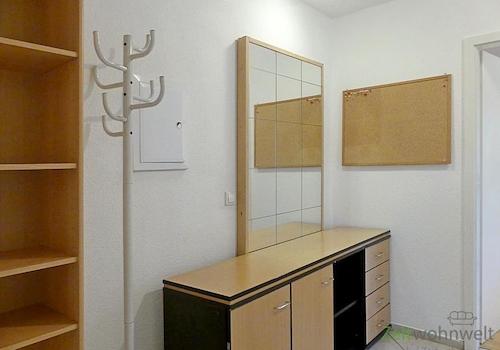 Flur mit Garderobe