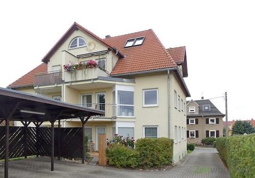 Außenansicht vom Carport